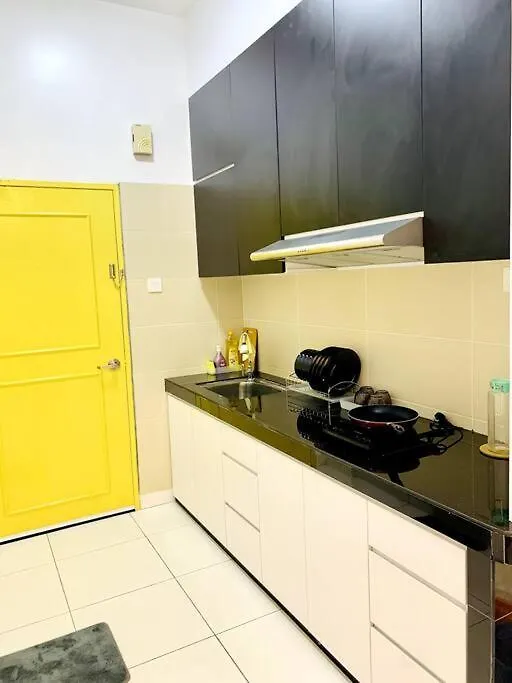 Apartamento Inns Homestay 小温馨 Akademik Suite Johor Bahru