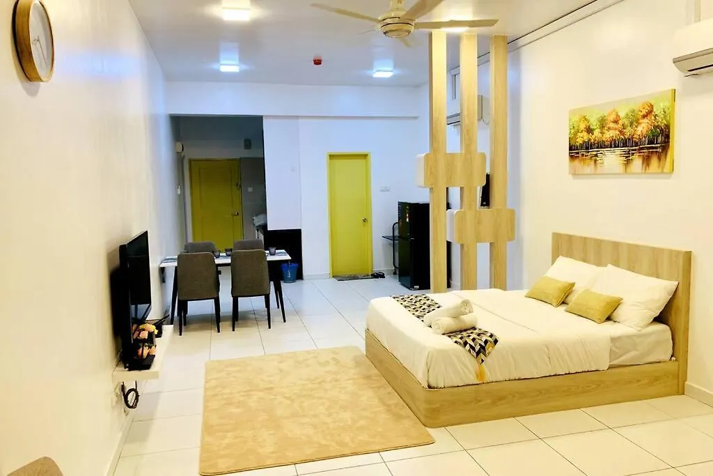 Inns Homestay 小温馨 Akademik Suite Johor Bahru 0*,